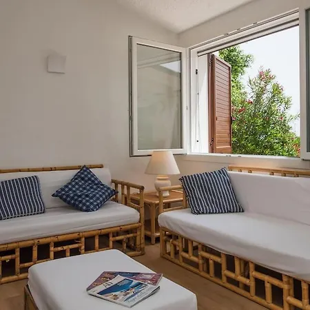 Villa Costarei Minipiscina Costa Rei